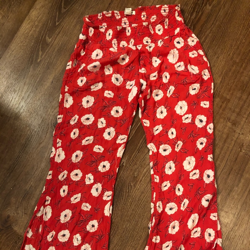 Billabong lightweight beach pant.